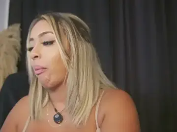 Stripchat Best live sex cam show of charlottelover21