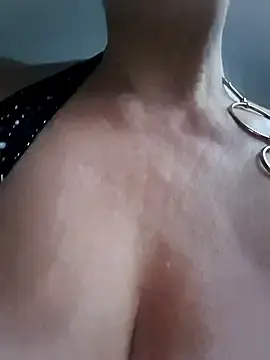 Stripchat Free Live Porn of lucillabollente