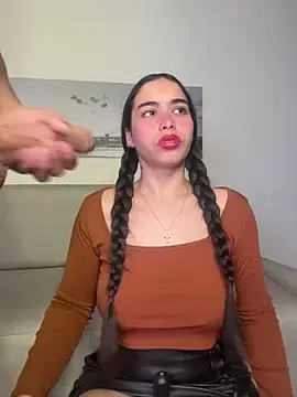 Stripchat Best Webcam of SophieRoyals