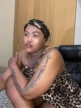 Stripchat Sex Cam of BADFATASS85