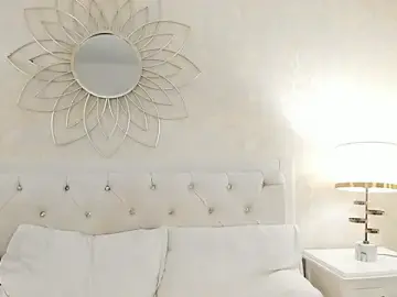 Stripchat Free Porn Cam of Julietta___