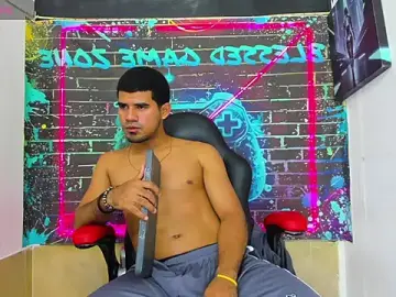 Stripchat Watch Live Sex Cams of Latins_on_fire