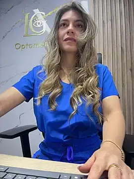 Stripchat Free Porn Cam of alicee16