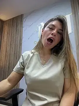 Stripchat Adult Video Chat of alicee16