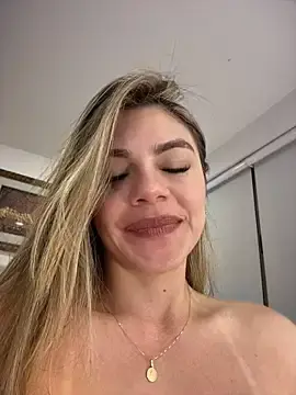 Stripchat Free Live Porn of alicee16