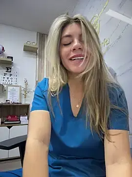 Stripchat Nude Webcam of alicee16