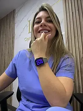 Stripchat Free Live Porn of alicee16