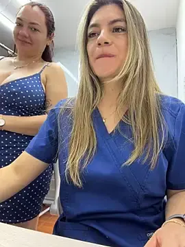 Stripchat Live Sex Cam of alicee16