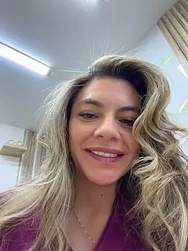 Stripchat Live Sex Cam of alicee16