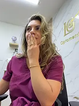 Stripchat Adult Webcams of alicee16