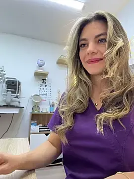 Stripchat Live Sex Cam of alicee16