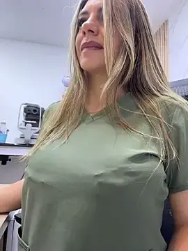 Stripchat Live Sex of alicee16