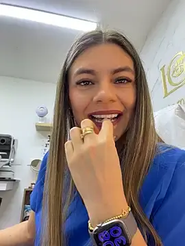 Stripchat Live Porn of alicee16