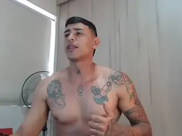 Stripchat Adult Webcam of felipelopezz23