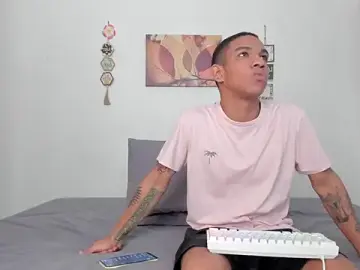 Stripchat Live Sex of its_me_miley