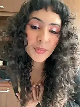 Stripchat Free Porn Cam of SugarTroubl33