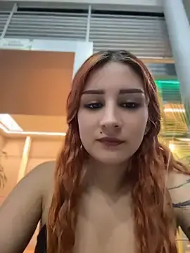 Stripchat Live Porn of Mon_Cherry