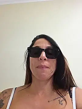 Stripchat Sex Cam of sexy7883
