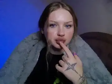 Stripchat Free Porn Cam of littleangelme