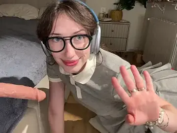 Stripchat Live Porn of Kelly_Berry__