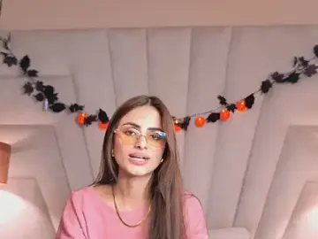 Stripchat Adult Webcams of Ariaa_Collins