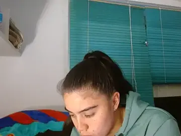 Stripchat Nude Webcam of Arieeel_09