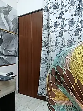 Stripchat Sex Cam of CamilosaOrtega