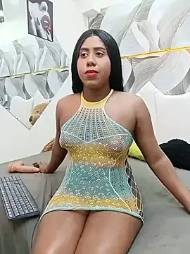 Stripchat Free Live Porn of CamilosaOrtega