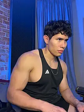Stripchat Free Porn Cam of GrayAndrews