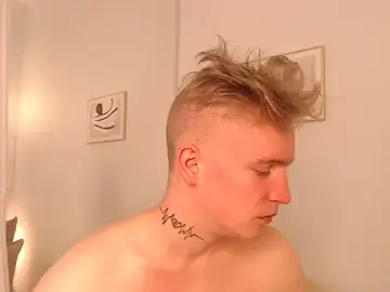 Stripchat Best live sex cam show of AlexxSweet