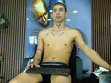 Stripchat Live Sex of DarkHuntter