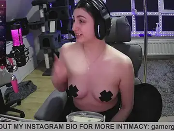 Stripchat Best Webcam of Gamergirl-Linela
