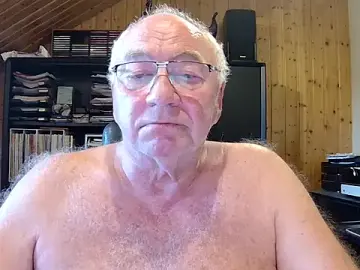 Stripchat Best Webcam of biggandybig