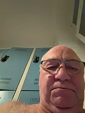Stripchat Live Porn of biggandybig