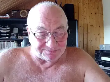 Stripchat Nude Webcam of biggandybig