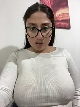 Stripchat Nude Webcam of croftsmila