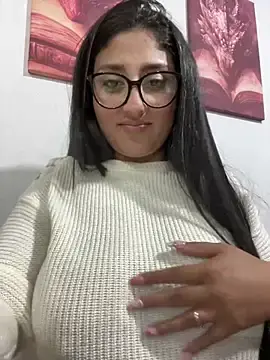 Stripchat Free Porn Cam of croftsmila
