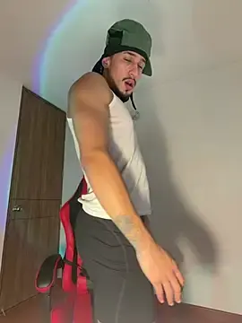 Stripchat Best live sex cam show of rafael_stone11