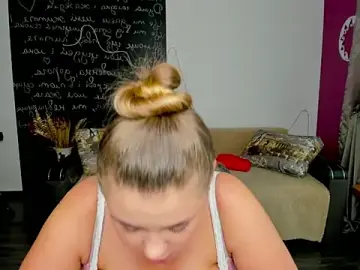 Stripchat Free Porn Cam of IsabellaBler