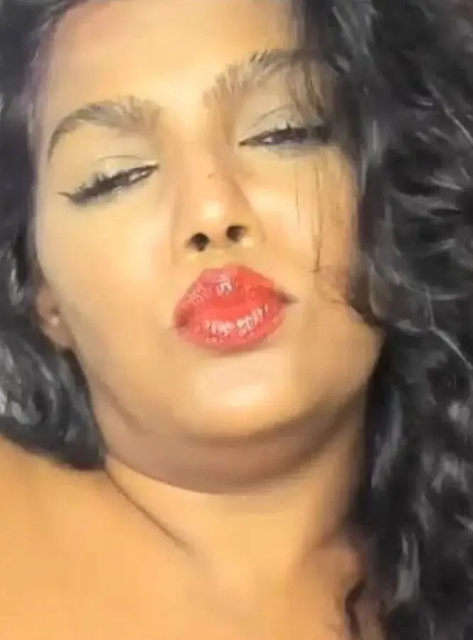 Sweetlipzzz6969