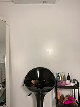 Stripchat Best live sex cam show of emilyrojas