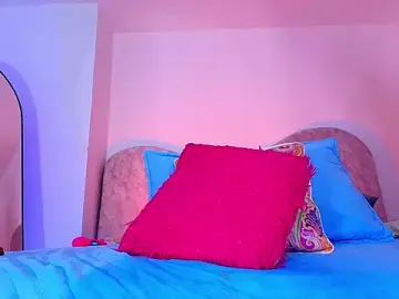 Stripchat Free Porn Cam of naomi_kyse