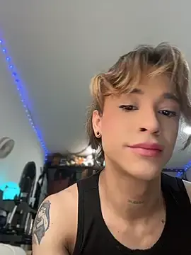 Stripchat Live Porn of stormytt_
