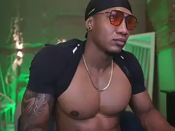Stripchat Live Sex of LoganVarela