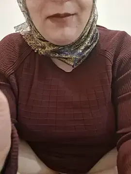 Stripchat Watch Live Sex Cams of selinquennn