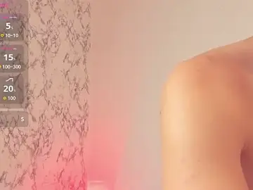 Stripchat Sex Cam of kael_brown1