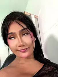 Stripchat Sex Cam of Dulcee__Maria_