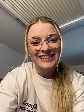 Stripchat Watch Live Sex Cams of melanieTesss