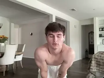 Stripchat Live Sex Cam of ryan_28747