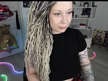 Stripchat Free Live Porn of HoneySallyMoore